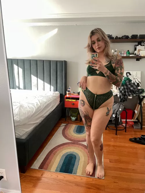 Do you like me in green?