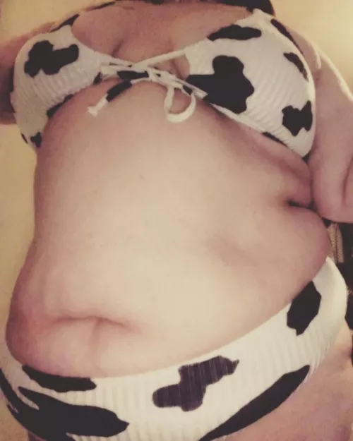 do you like my bikini? 🐮