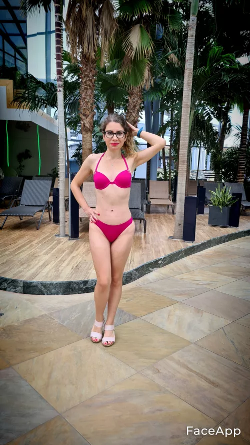 Do you like my body in bikini? 😊