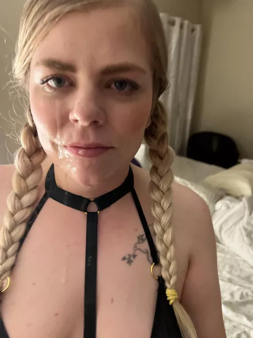 Do you like my braids?😇