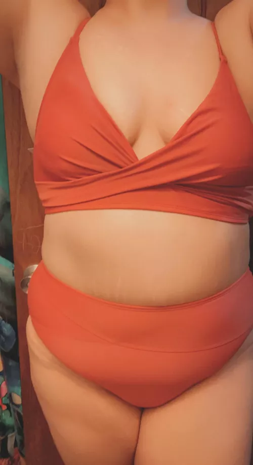 Do you like my swimsuit?