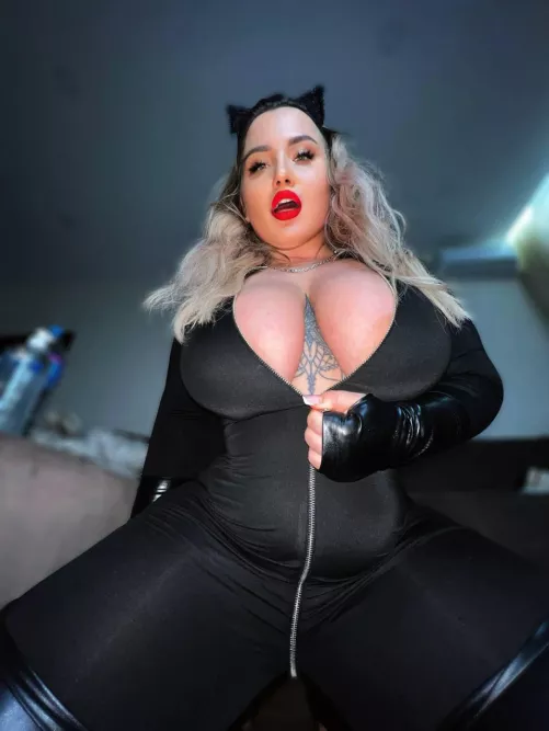 Do you think I would do a great job as a catwoman ?