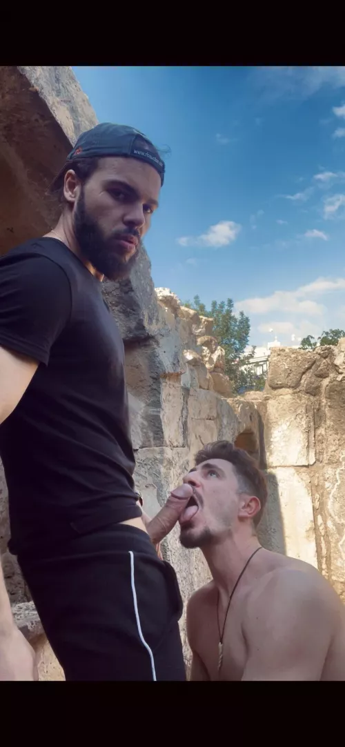 ⚠️ Do you wanna go on a hike with us ?)) We got snacks 😁