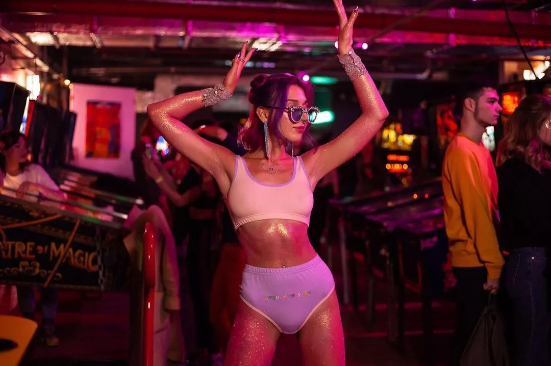 do you wanna touch me?