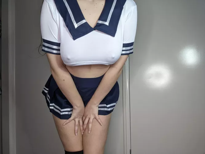 do you want to play with me instead hehe