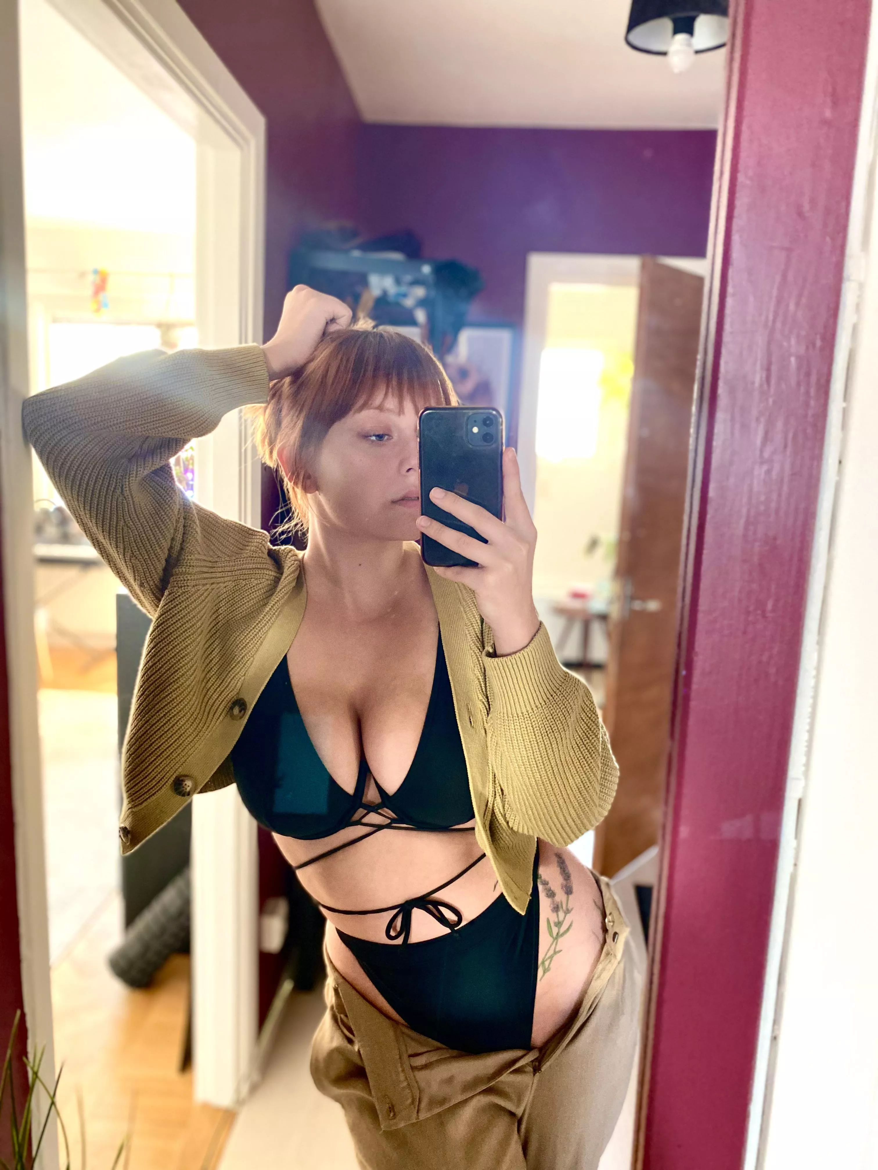 Do you want to see me naked today?😉