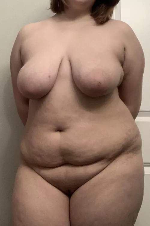 Does anyone really appreciate chubby girls🥹