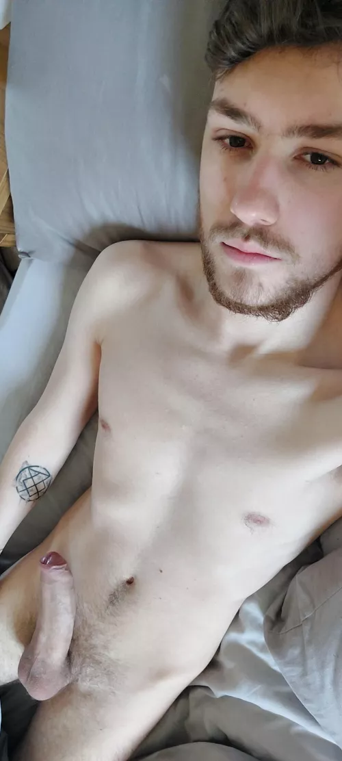 Does my precum glistening make you thirsty?