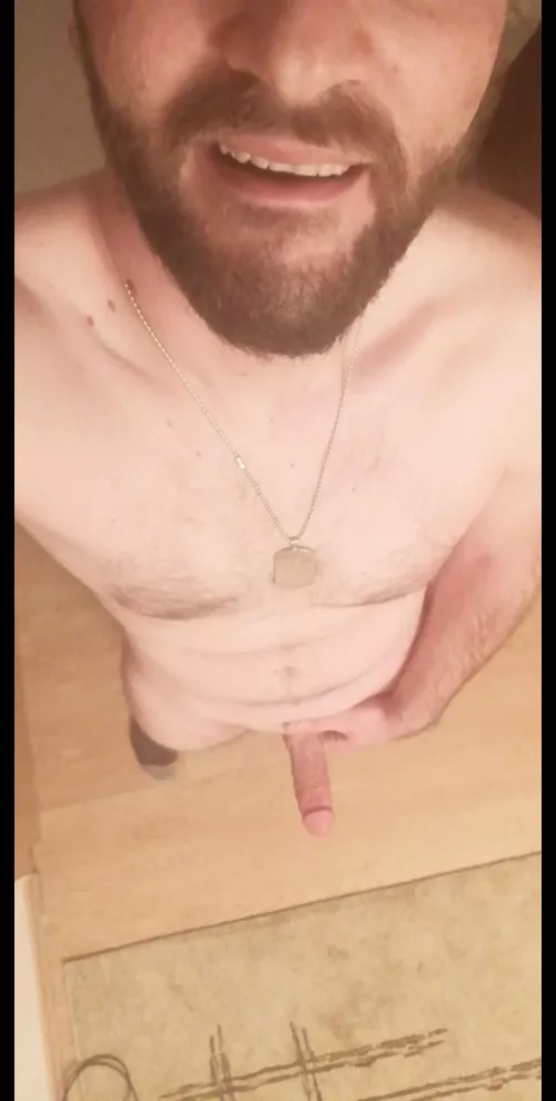 Does the beard suit me?