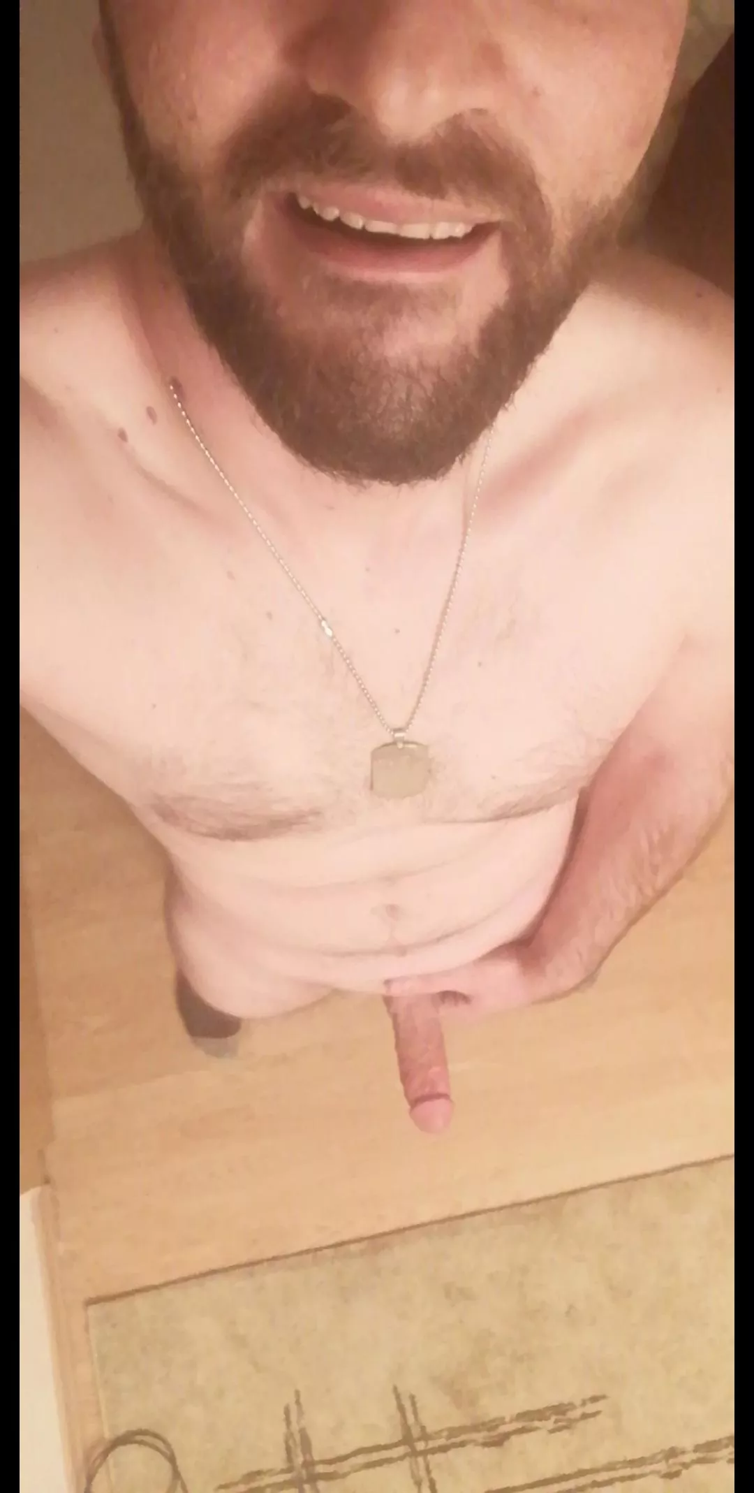 Does the beard suit me?