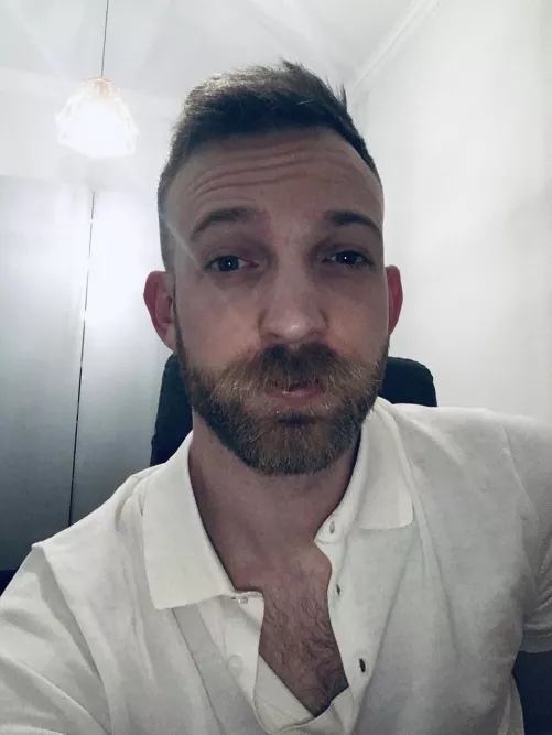 Does this polo suit me?