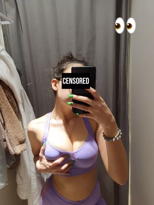 Does this sports bra fit me well?🤗❤️