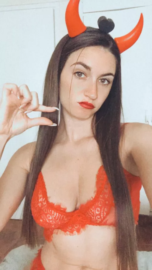 [domme] Do you really think that with your pathetic micro penis you can conquer me? Don't be wrong, take the loser's place you deserve!