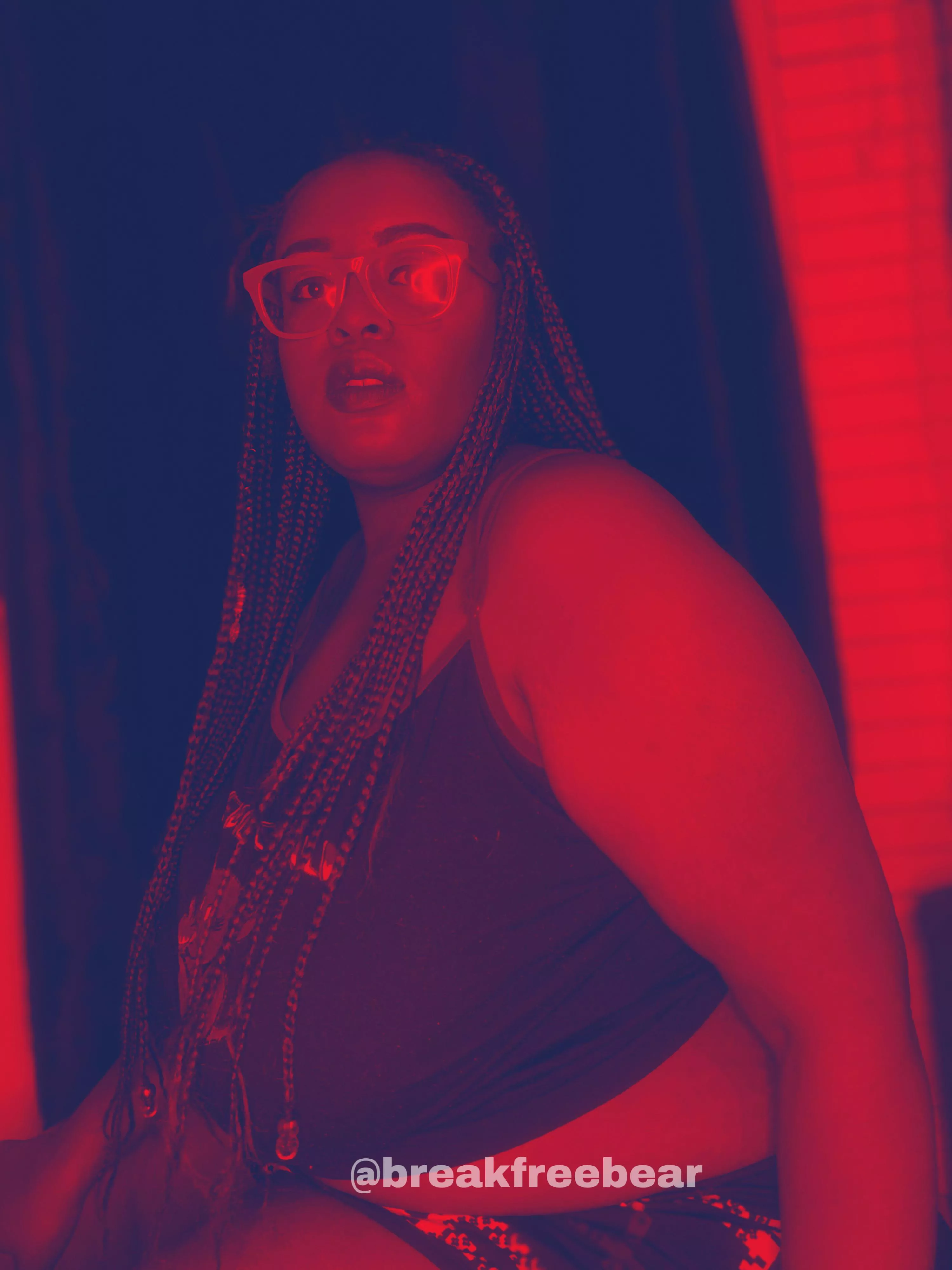 [domme] STOP USING CASUAL LANGUAGE WHEN ADDRESSING A DOMME ( oi , hiya , hey ) no wonder you don’t a reply !! My reply to this is HEY is for horses #Block