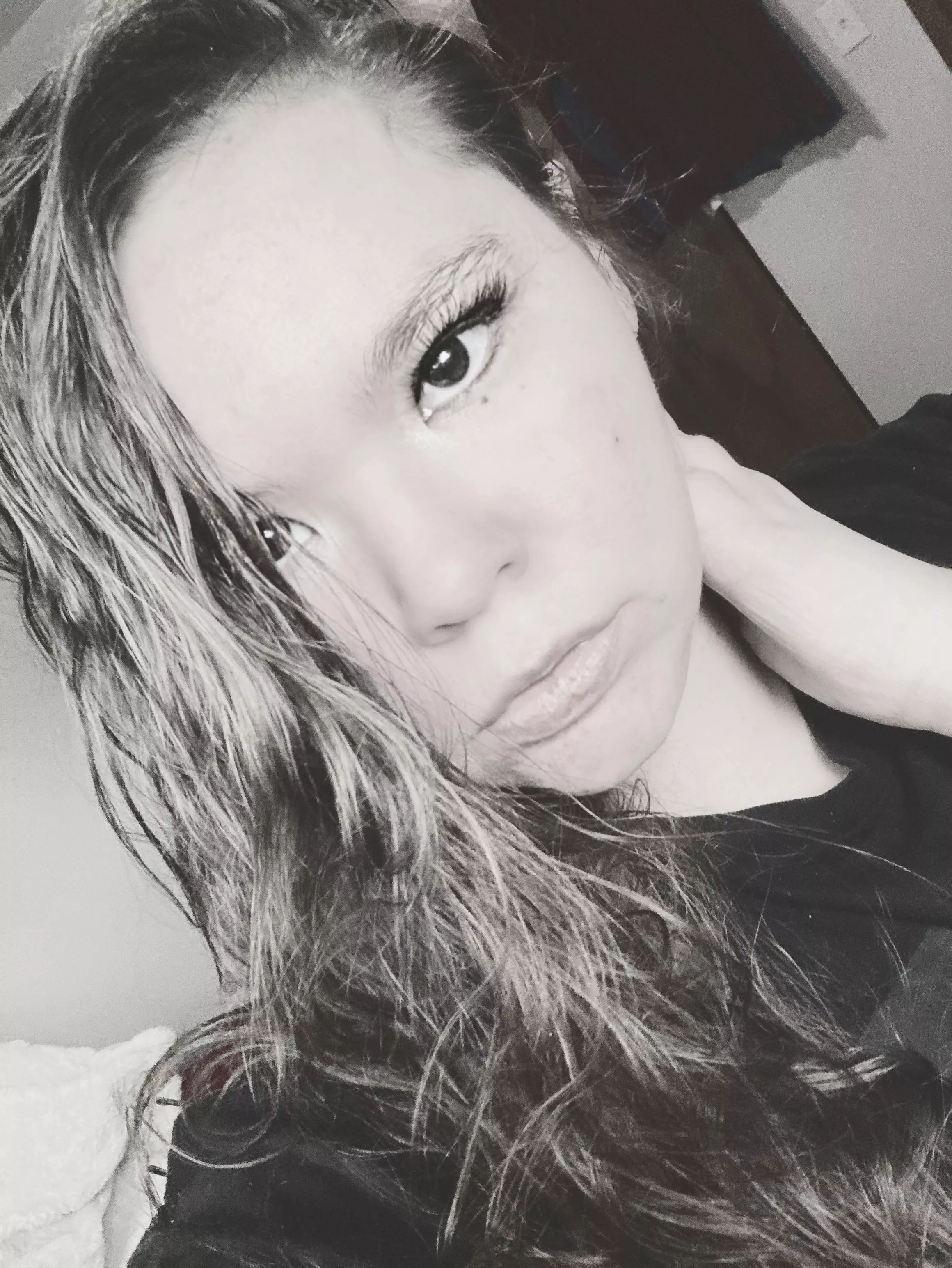 [domme] you’d be a good boy for me, right?