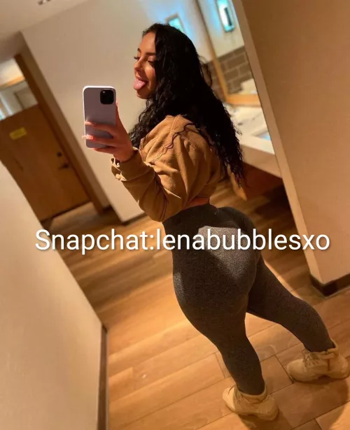 Don't hola at me if you think my ass is too thick for you!