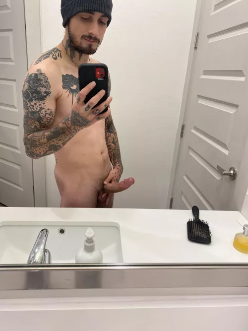 Don’t tell my girlfriend 🤫