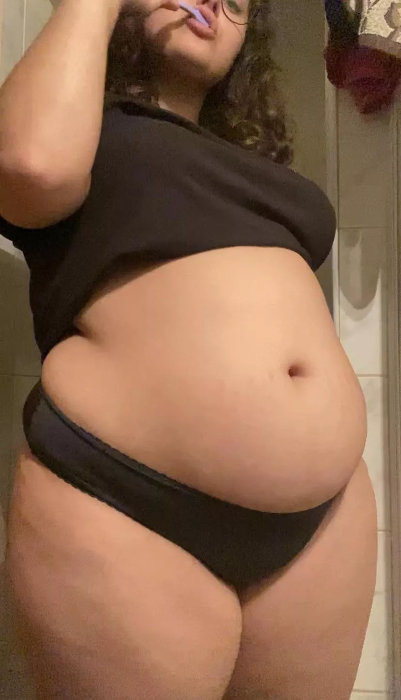 Dont worry about me, I am busy but eating well 🥰