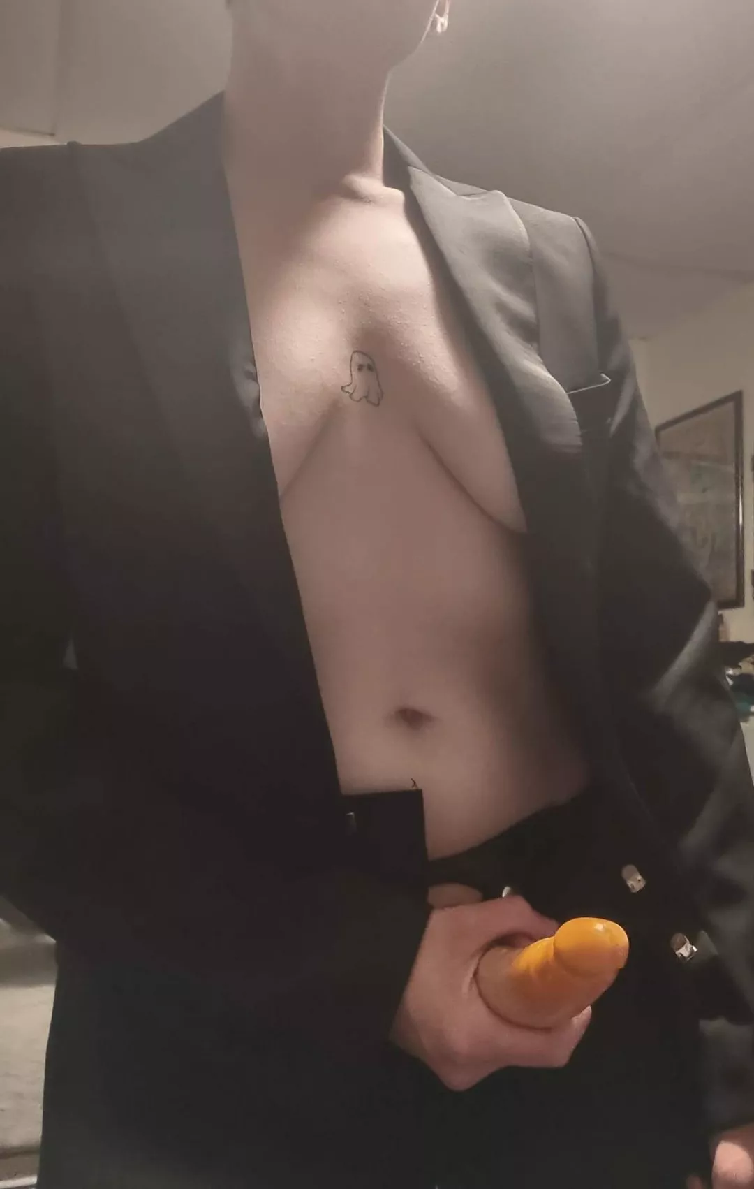 Easy access 🍆💦 (OC)