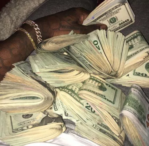 easy cash i’m telling you! hit me!