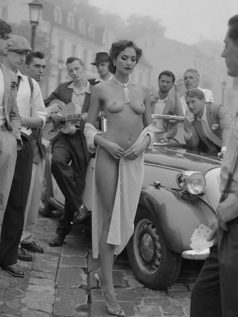 Elegantly dressed