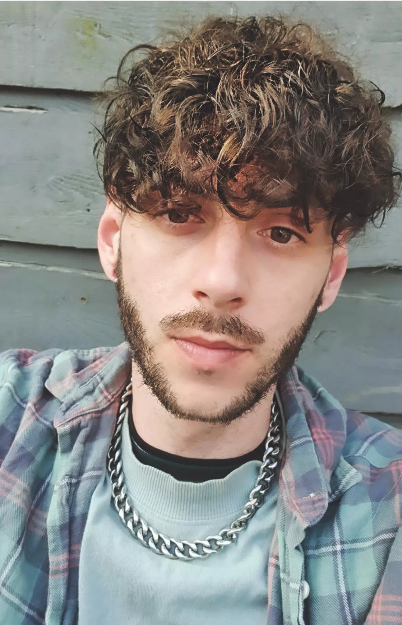 embracing my natural curls 🤘