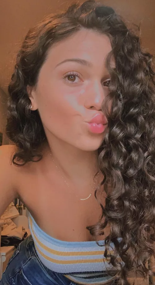 empty head behind these eyes