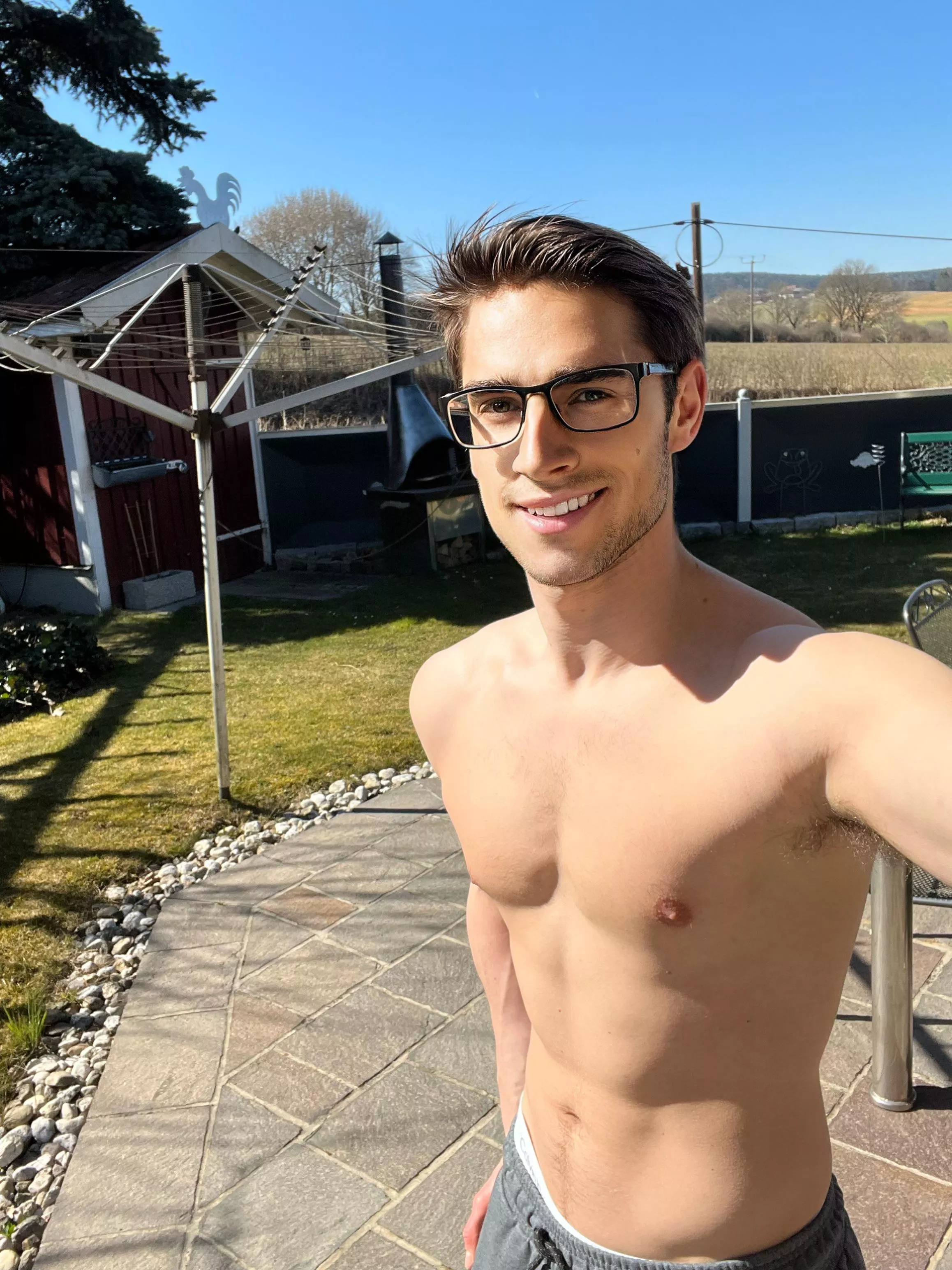 Enjoying the sun 🌞