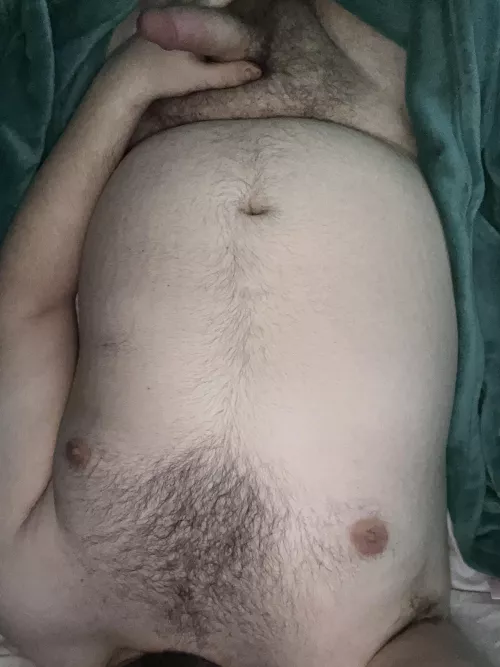 Ever chase a Canadian cub? Dm me! Love men of all shapes!