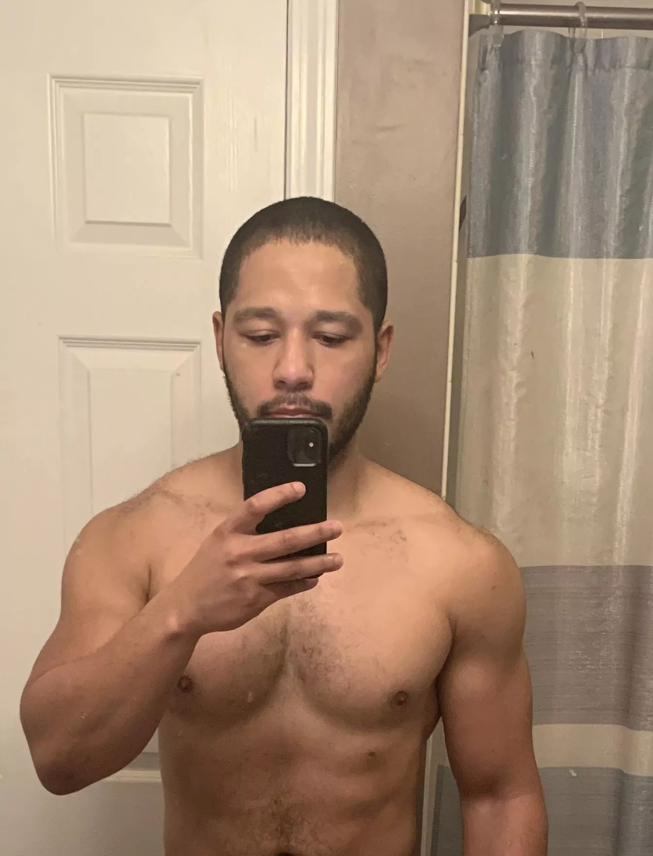 Exhausted and overworked but still getting the gains 💪🏽