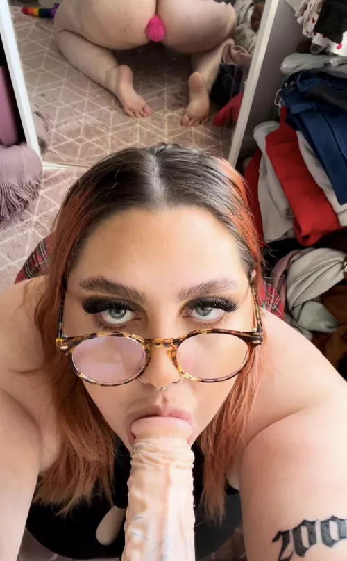 eye contact for sir🥺