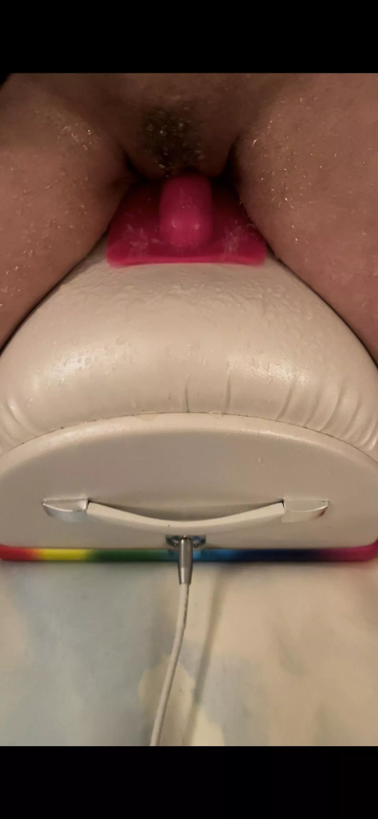 [f] Babygirl loves soaking this machine. If we could figure out how to post videos, we have some.