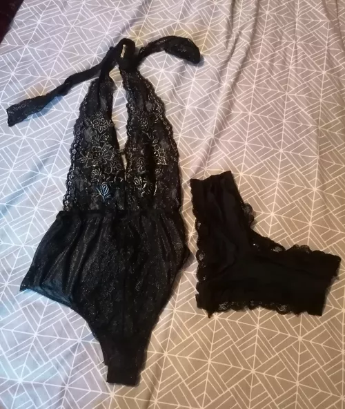 (f) can't decide which ones I should make hubby wear 😳 which would you choose 😘