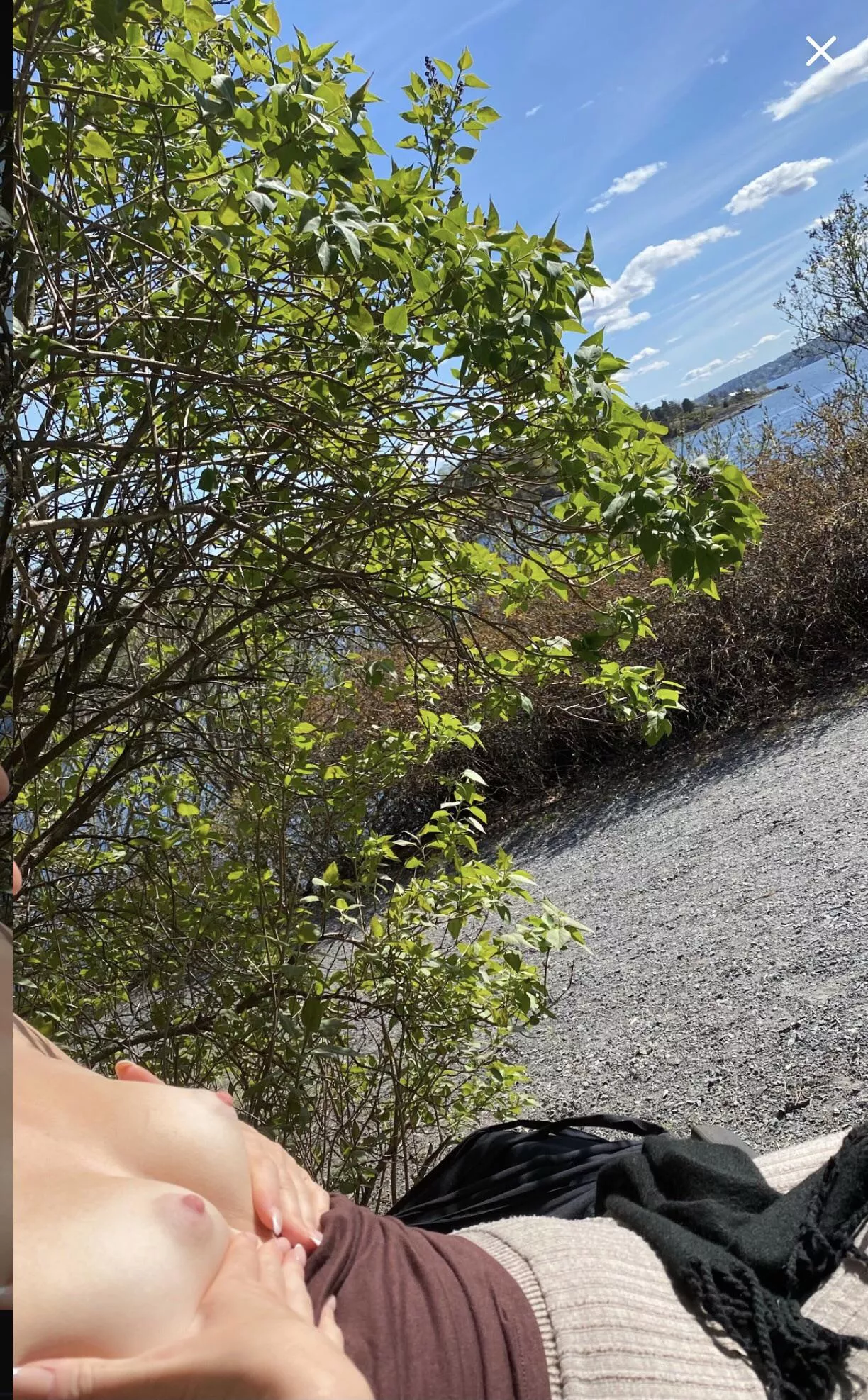 [f] I just can't help showing off my cute tits, hope you don't mind🥺