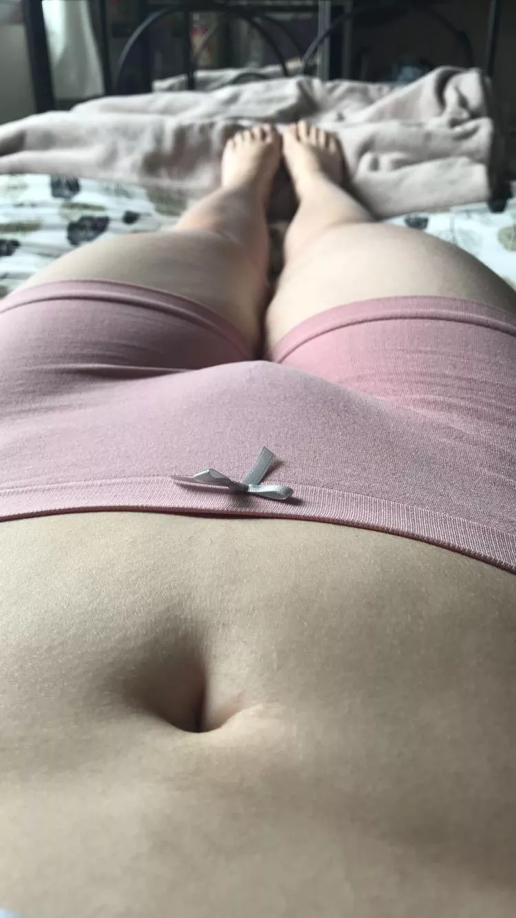 [F] Look at my little mound 🙈