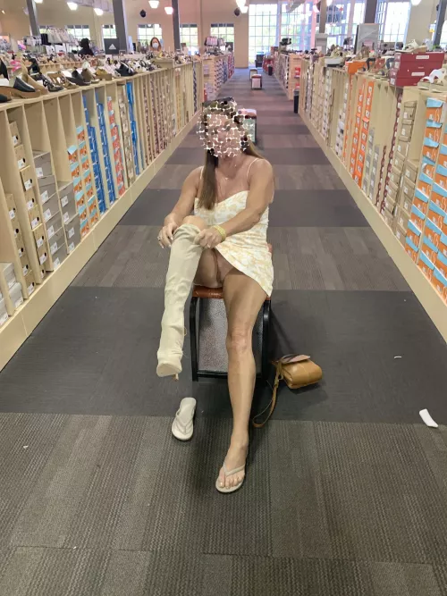 [F] Shoe shopping