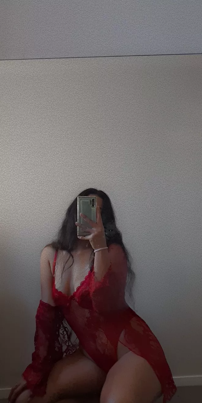 (f) stop in to say hello 🙈