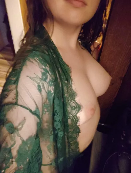 F18 Hello Ladies! 💋💋