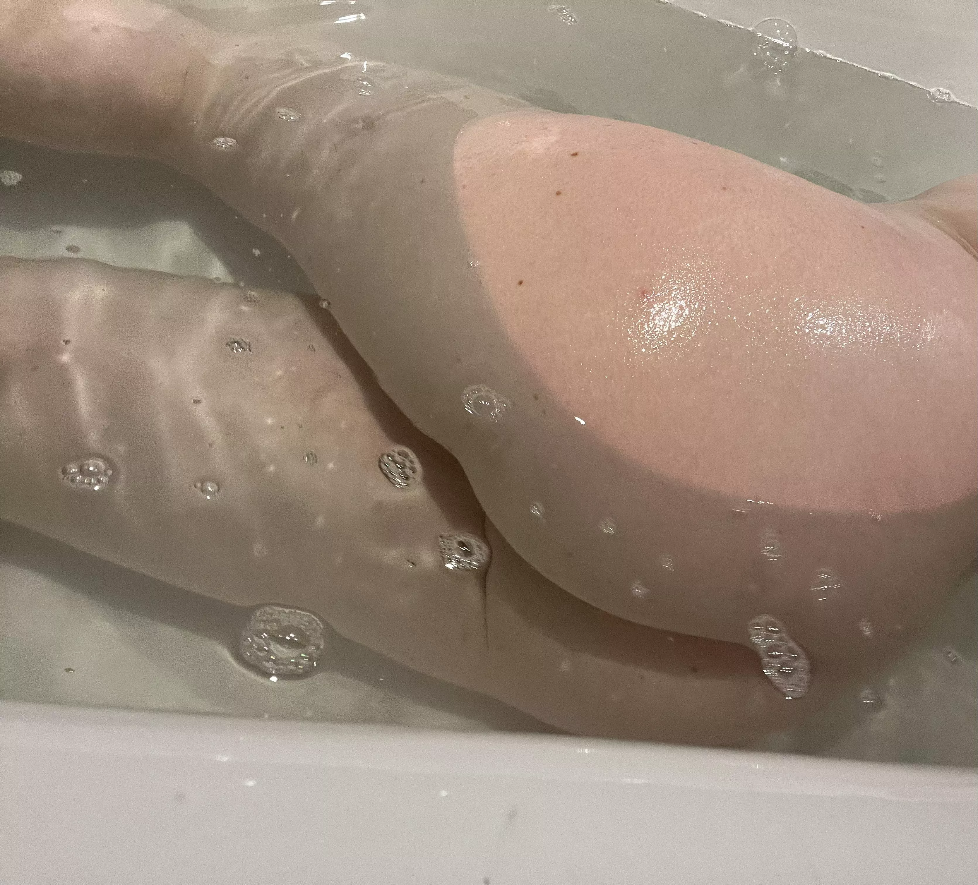 F32 161cm 76kg - one plus to being thicker is you get an ass F32 161cm 76kg - one plus to being thicker is you get an ass