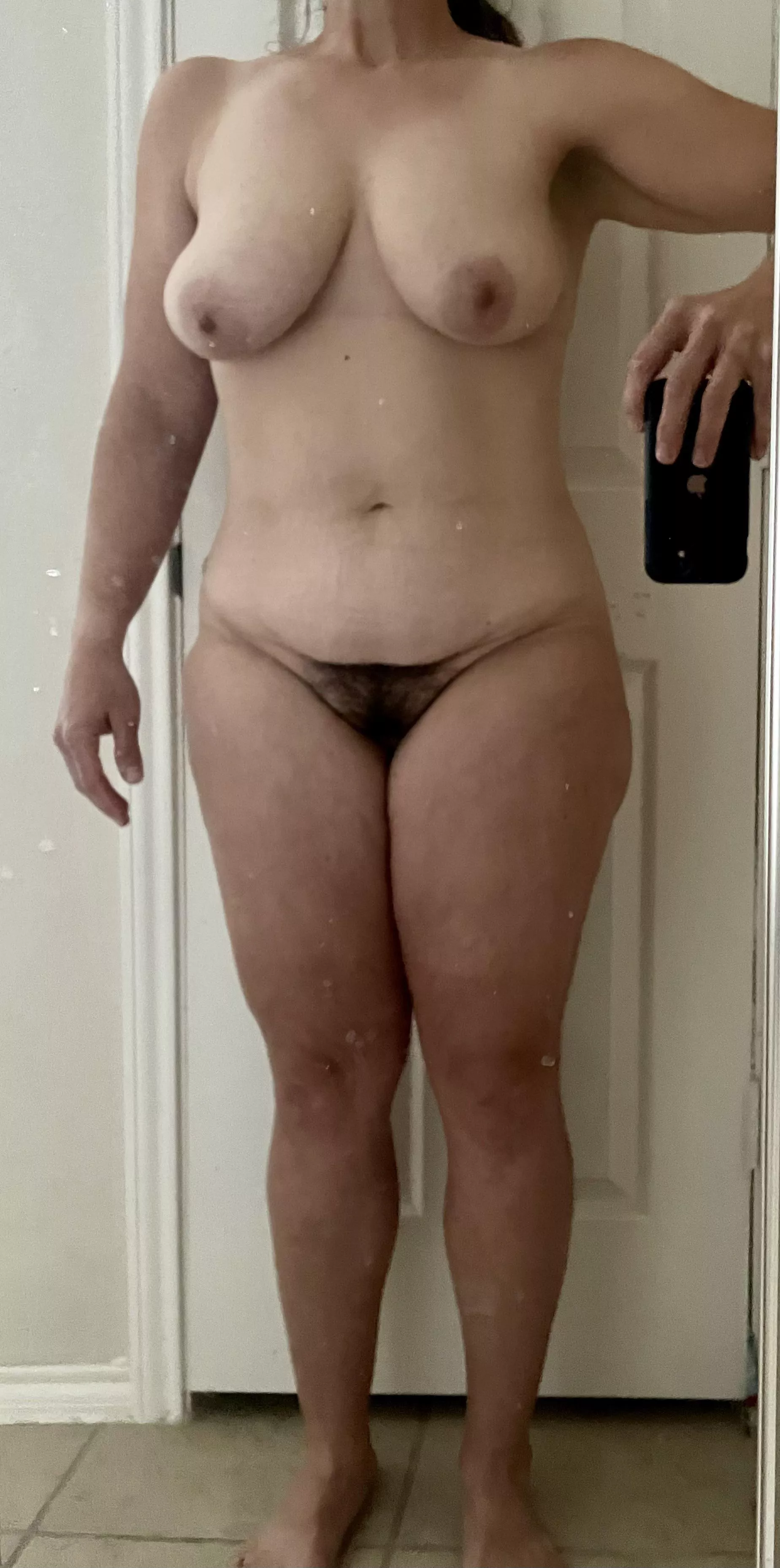 F43 5’4 170lbs.