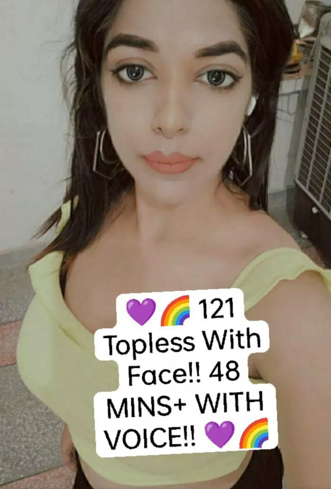 🥰Famous Tango Entertainer With Voice, Poping Out Her B00bs 🥵For Her Fans For The First time🤤 don't miss 🔥🔥 👇👇👇