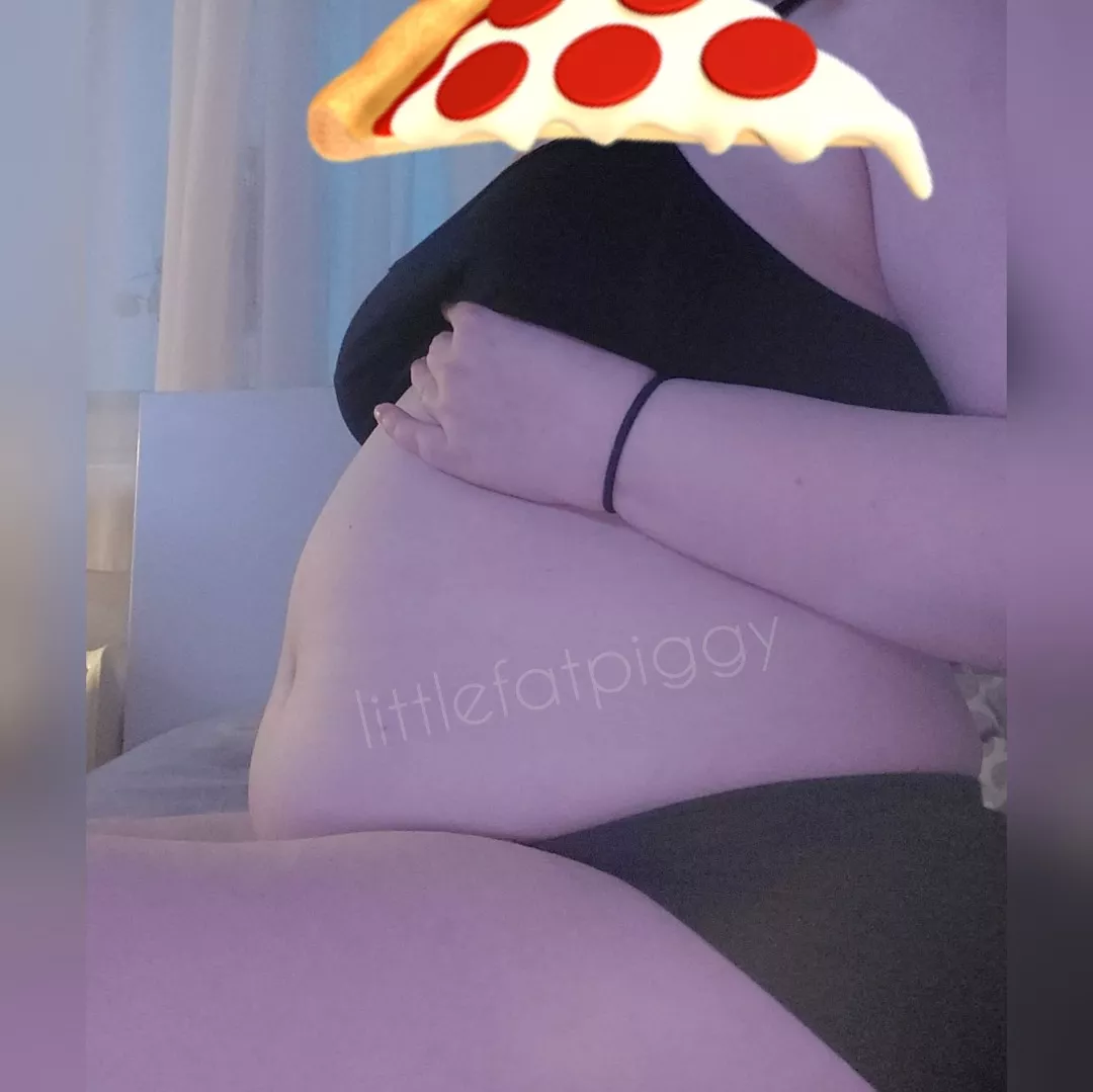 Feed me more than you think I'm able to eat 💋.