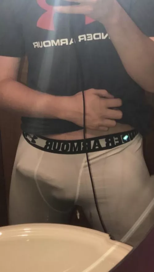 feel my bulge