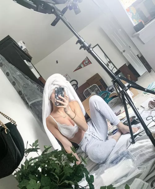 feel super fem in this!!