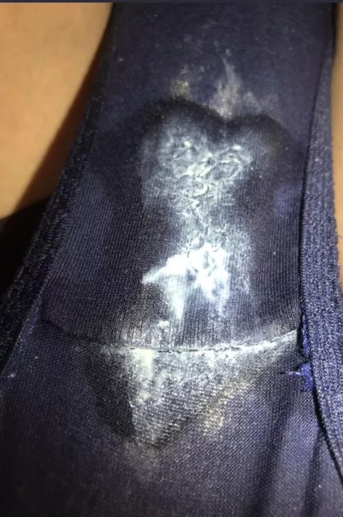 feeling alittle horny💦🤤