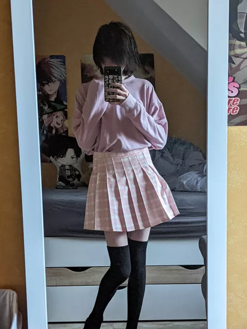 feeling cute in pink 💕