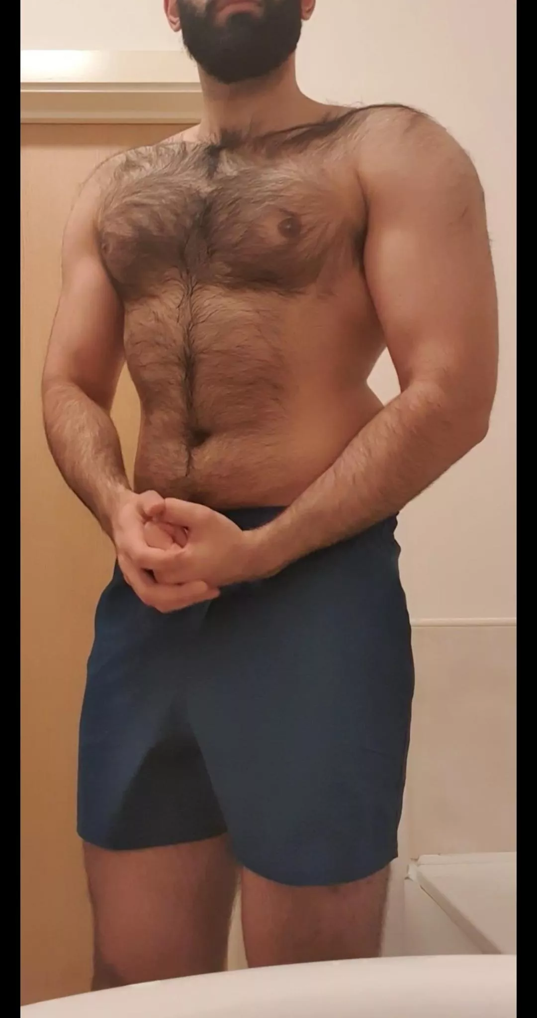 Feeling myself a little post workout, never trimmed due to being so damn hairy. Was it the right call?