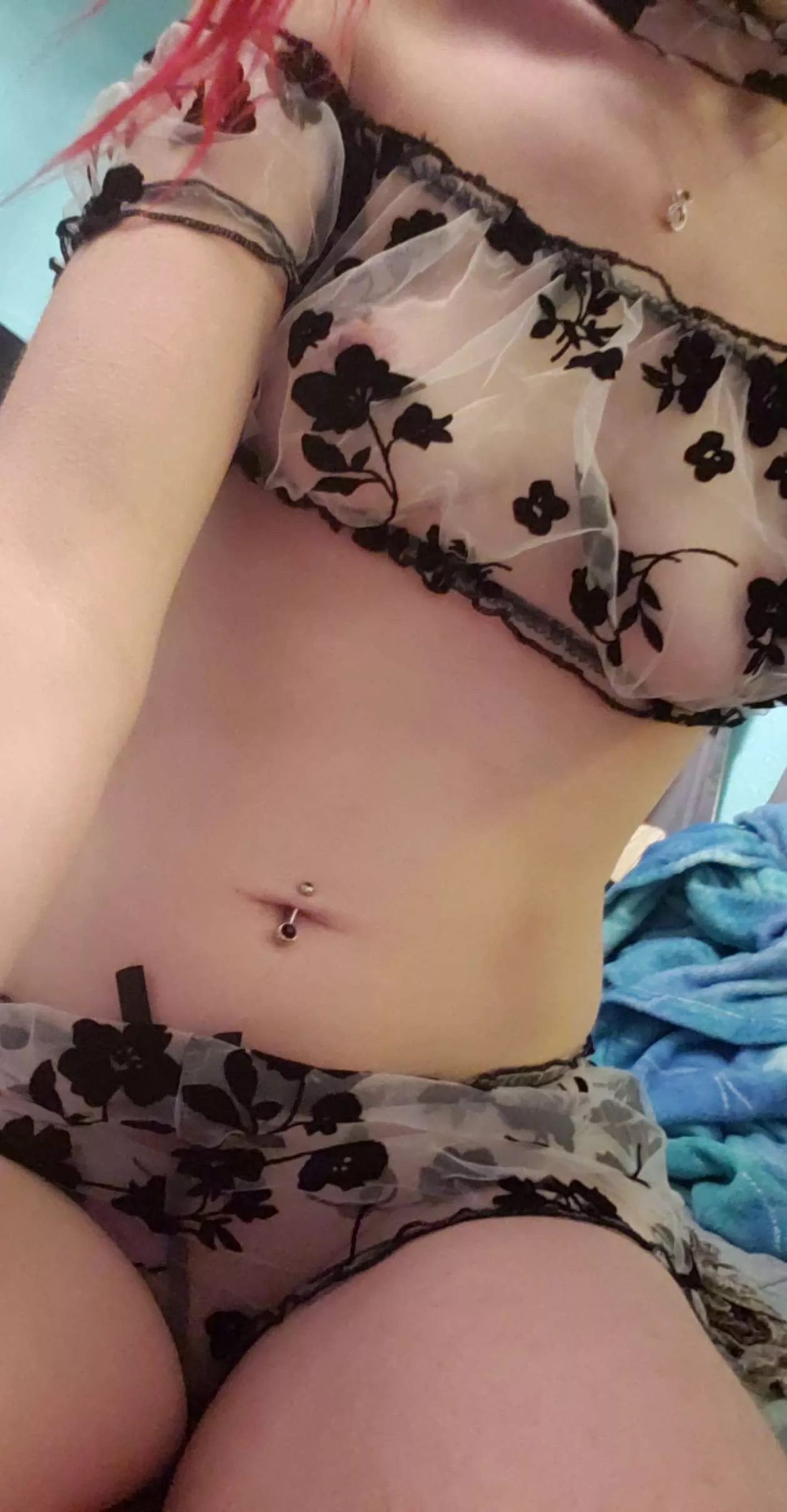 Feeling soo sexy tonite😈