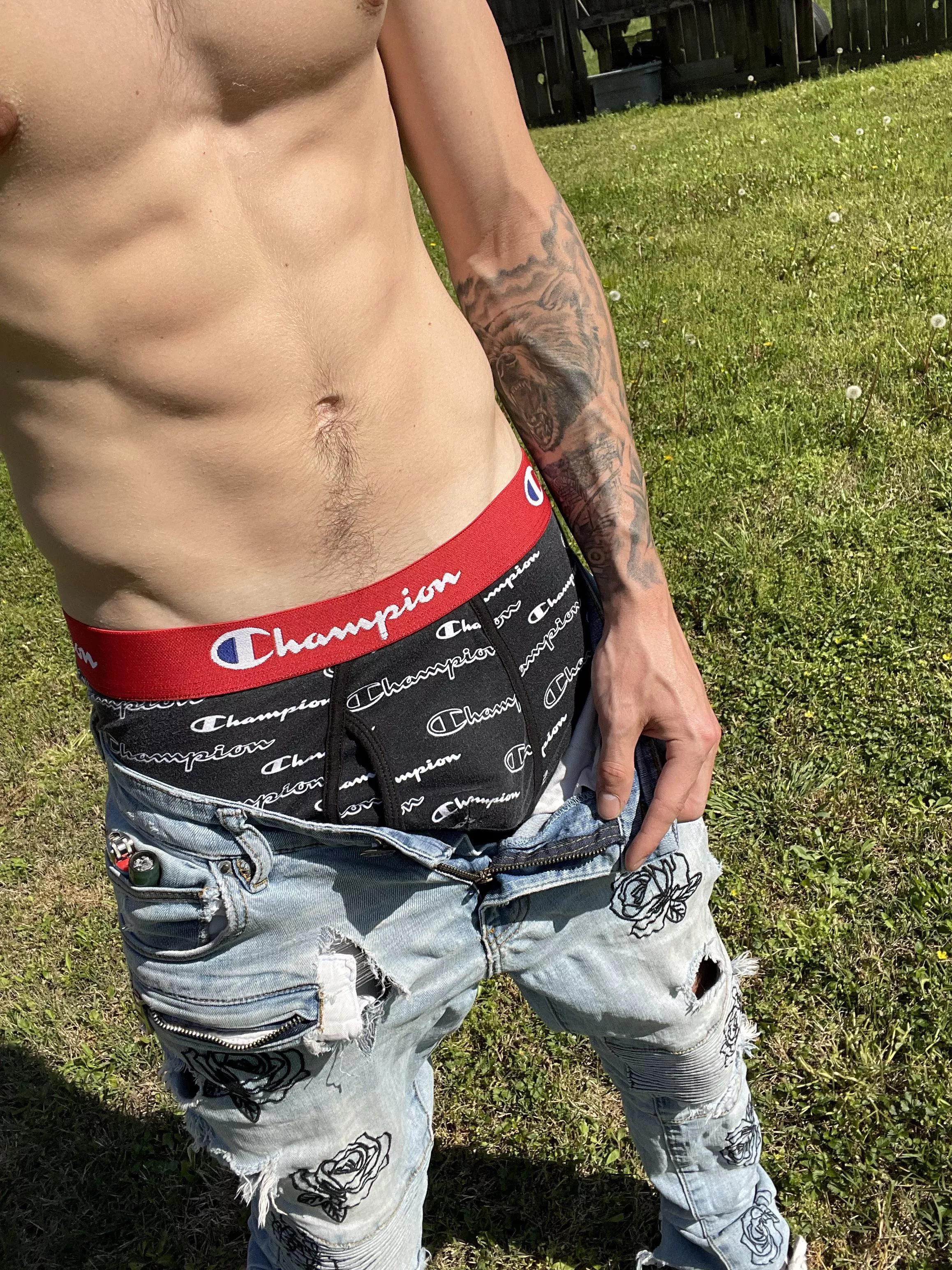 Feeling super horny😋🍃