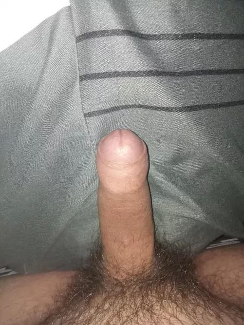 feels good rubbing it against a pillow 😙 [18]